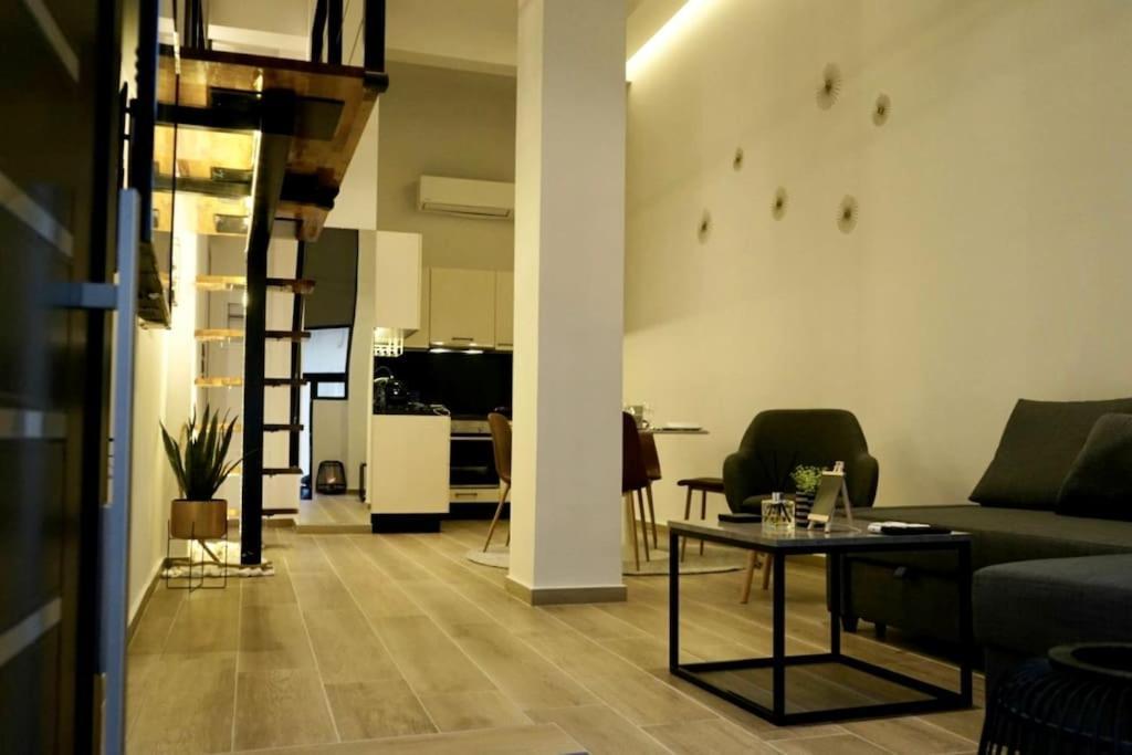 파트라 Cosy Loft 아파트 외부 사진